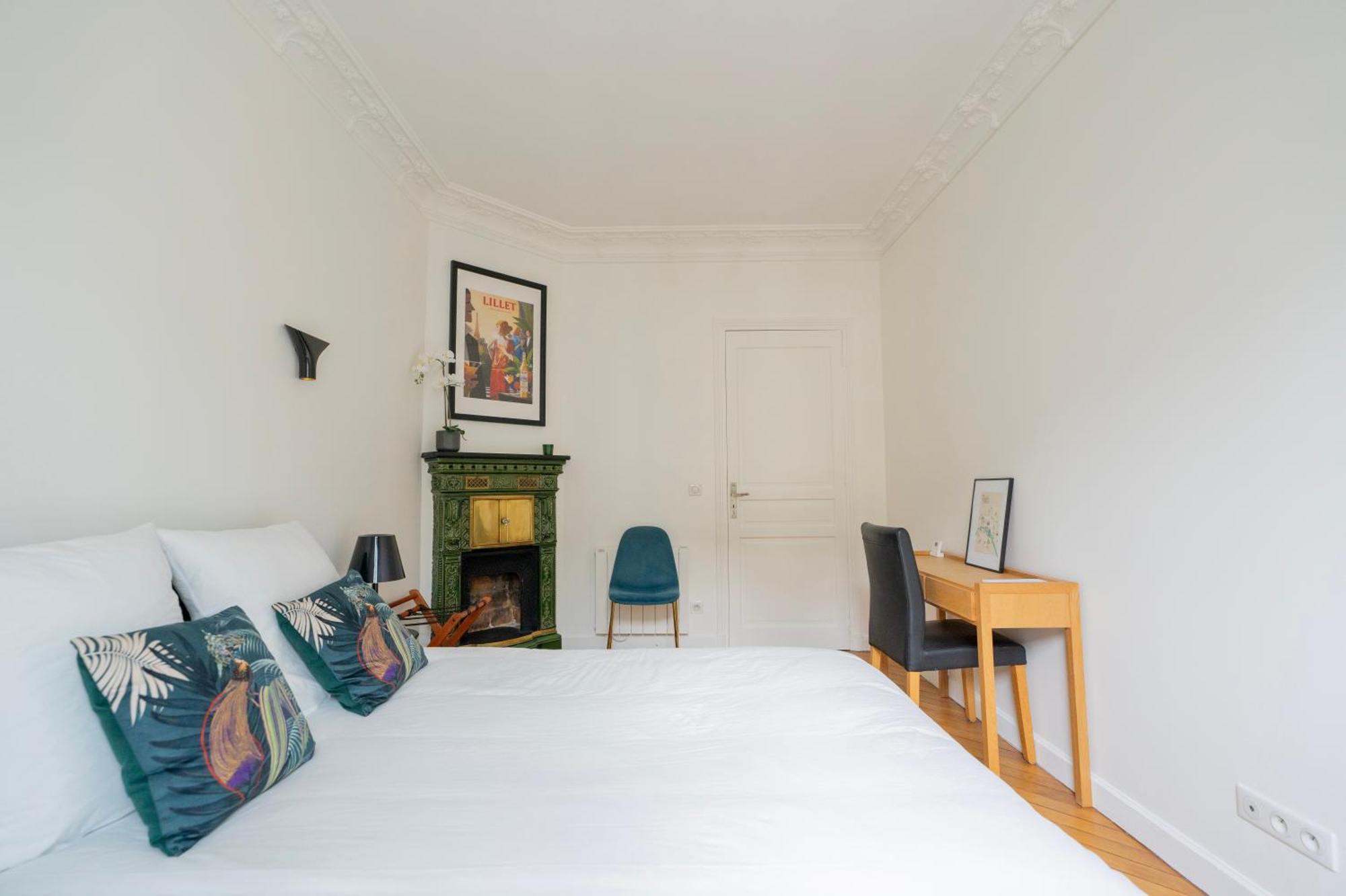 Luxury And Comfort In The Heart Of Appartamento Parigi